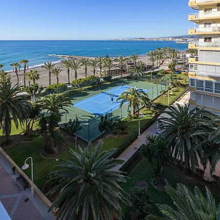 Algarrobo Costa 阿尔加罗沃